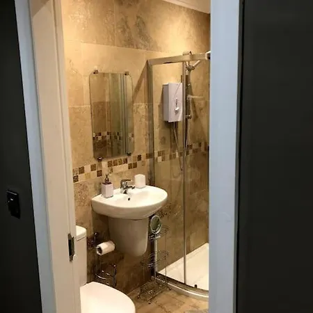 Apartment Sitwell Coastal With Free Parking Scarborough