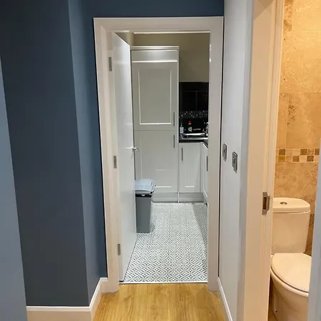 Sitwell Coastal With Free Parking Apartment *