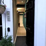 Apartment Sitwell Coastal With Free Parking Scarborough
